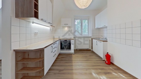 Kitchen (10)