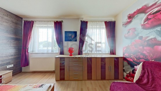 48487-Vysocanska-09162025_125853