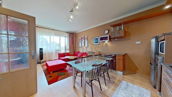 ID00967-Vysocanska-09162025_142948