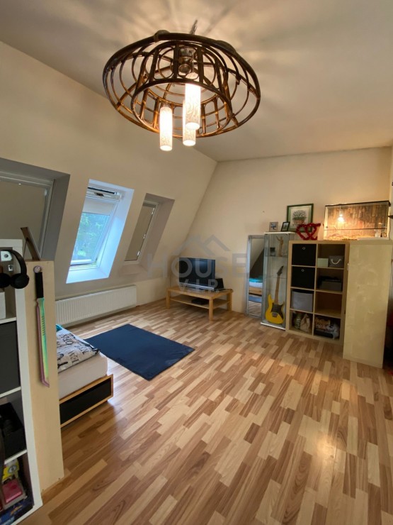 9858e0da-5d8e-45b7-88b5-985058a98c52