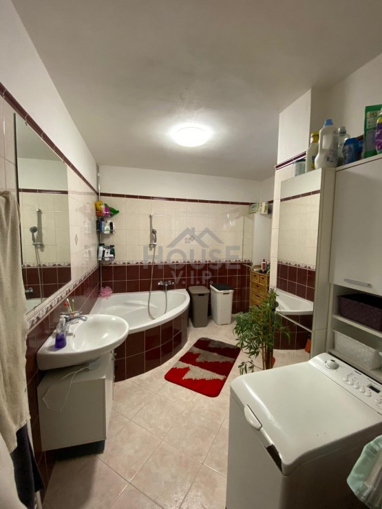 fae27f48-9e63-4b06-a92f-fd20f62c960a