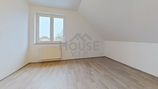 Bedroom (12)