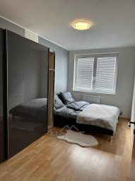 8f519df4-91a6-46be-8d5e-ee543946568c