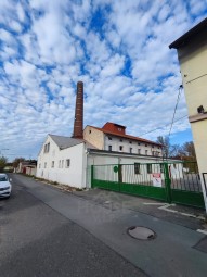 Detail: Obchodní prostory 1800 m2