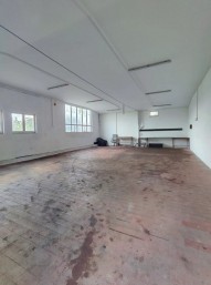 Detail: Pronájem skladu 120 m2