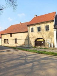prodej-zemedelske-usedlosti-v-obci-vykan-42-bb8482