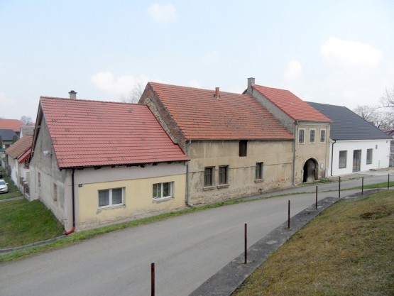 prodej-zemedelske-usedlosti-v-obci-vykan-34-b7107a