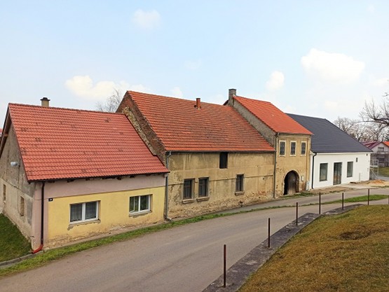 prodej-zemedelske-usedlosti-v-obci-vykan-d2-86970f