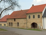 prodej-pozemku-pro-bydleni-1-812-m2-vykan-d1-38c5ee