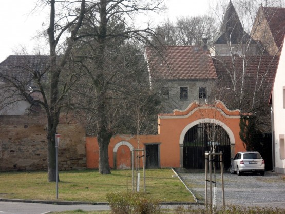 prodej-pozemku-pro-bydleni-1-812-m2-vykan-31-d141e8