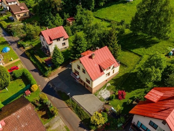 800x800-k1511-0ecfa-prodej-rodinneho-domu-246-m2-pozemek-780-m2-dji-0229-bb3f10a91f-524818697