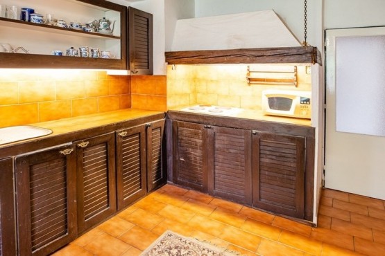 800x800-k000d-1c783-prodej-rodinneho-domu-246-m2-pozemek-780-m2-img-1066-84b510a91f-1390279093